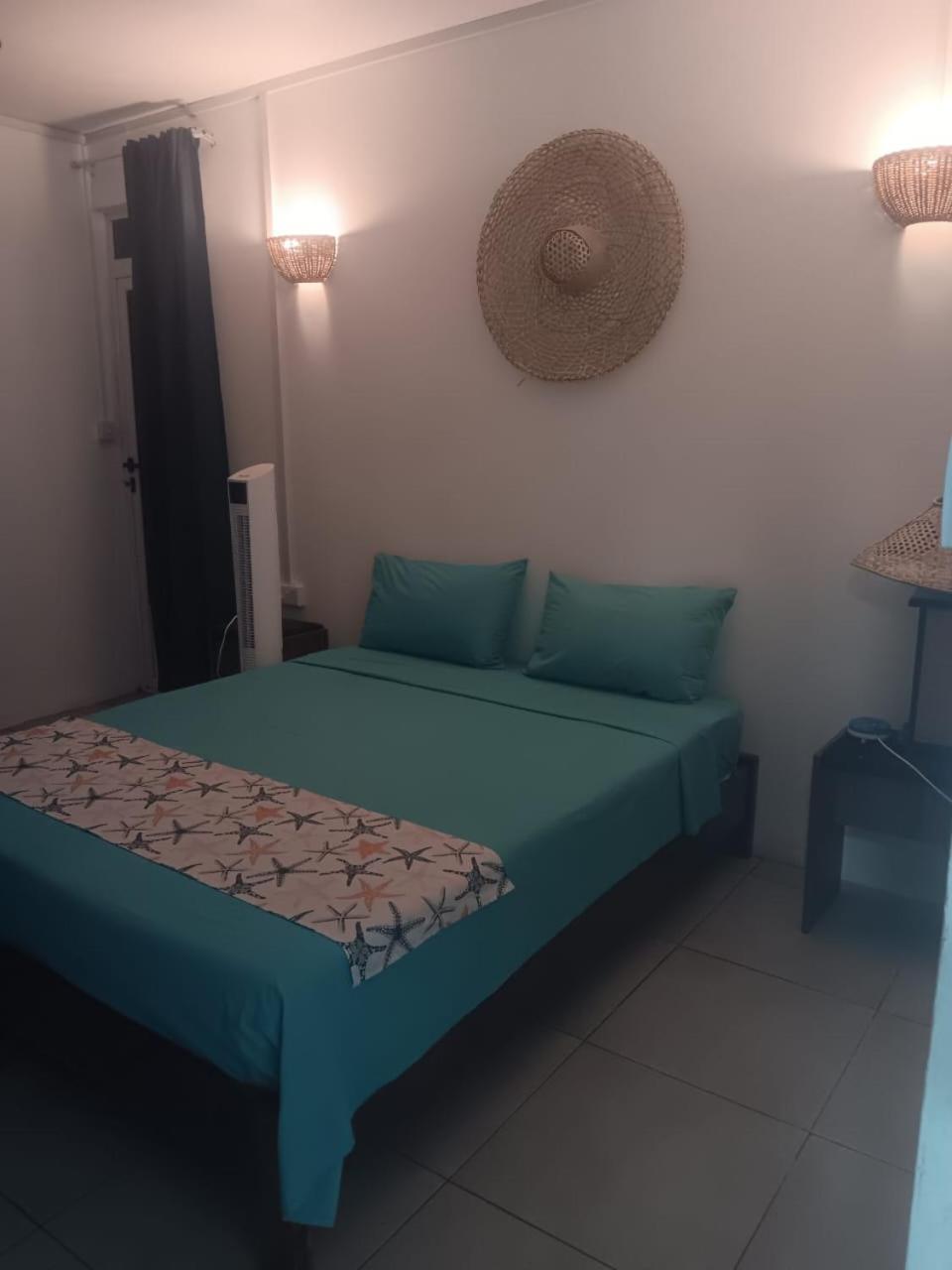 Bed and Breakfast Chez Laineda Le Bijou Mourouk Rodrigues Port South East Esterno foto